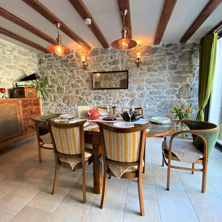 Villa Salvia - Holiday House With Pool - Jurdani エクステリア 写真