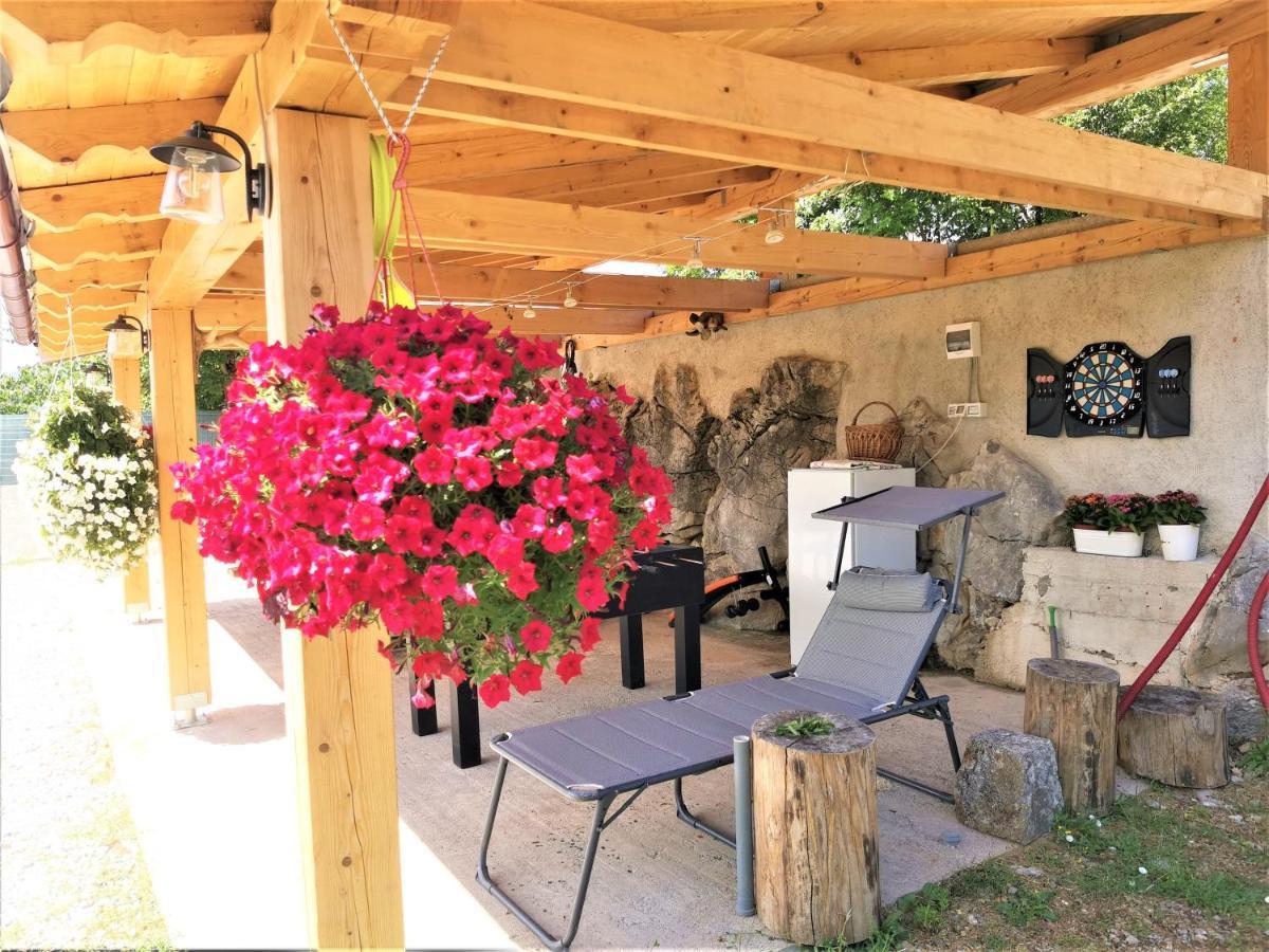 Villa Salvia - Holiday House With Pool - Jurdani エクステリア 写真
