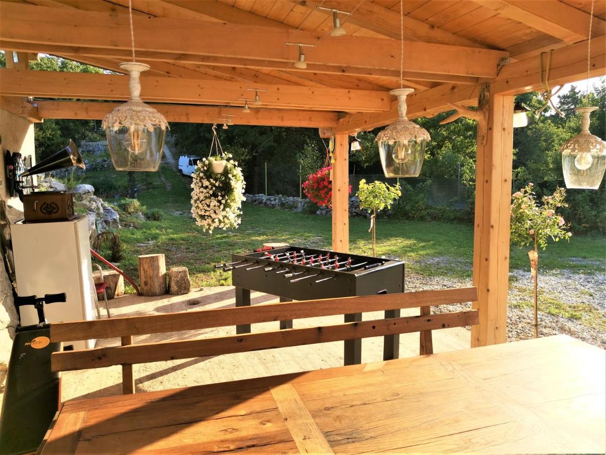 Villa Salvia - Holiday House With Pool - Jurdani エクステリア 写真