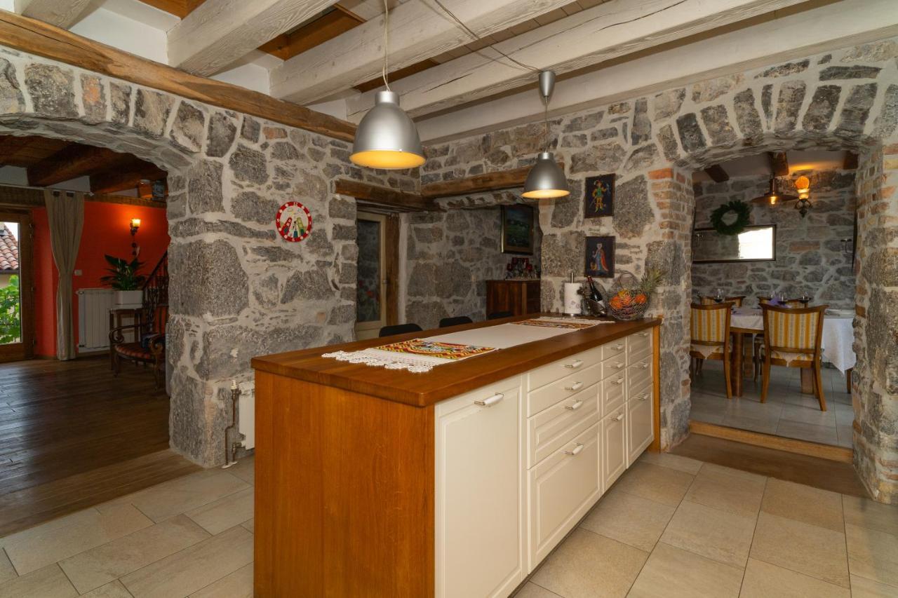 Villa Salvia - Holiday House With Pool - Jurdani エクステリア 写真