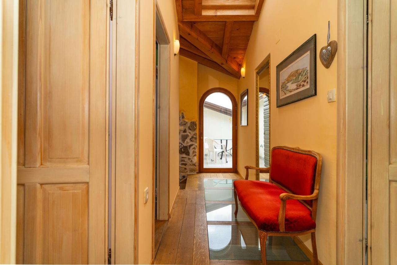 Villa Salvia - Holiday House With Pool - Jurdani エクステリア 写真
